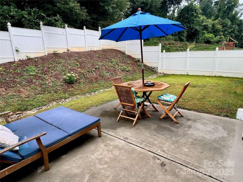 1726 Still River Way, Fort Mill, SC 29708.  MLS# CAR4223067, YatesRealty ID 7051. 
