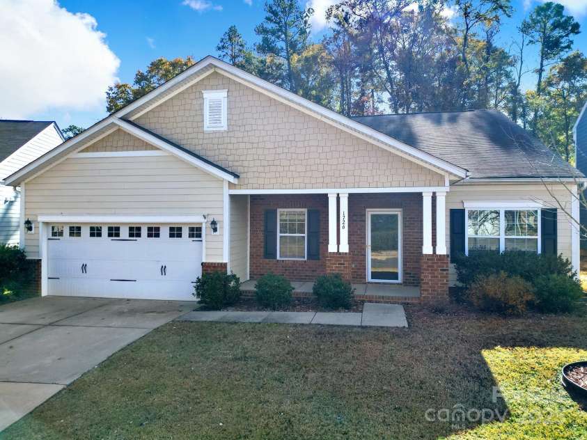 1726 Still River Way, Fort Mill, SC 29708.  MLS# CAR4323214, YatesRealty ID 7051. 