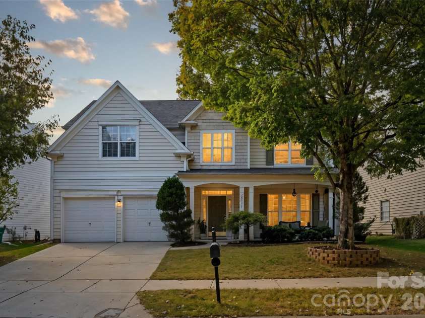 20127 Beard Street, Cornelius, NC 28031.  MLS# CAR4315027, YatesRealty ID 7051. Welcome Home!