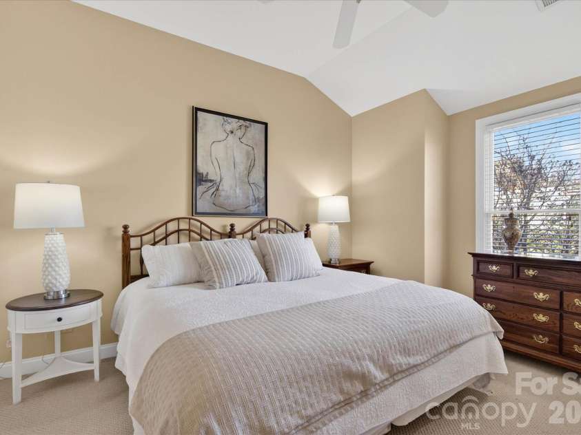 1049 Park West Drive, Charlotte, NC 28209.  MLS# CAR4335923, YatesRealty ID 7052. 