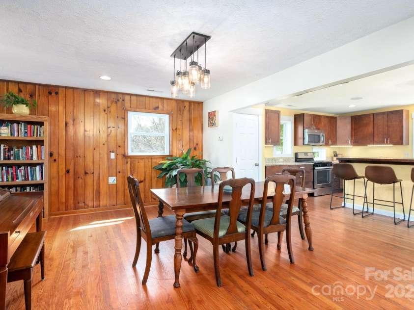 244 Bear Creek Road, Asheville, NC 28806.  MLS# CAR4243521, YatesRealty ID 7055. Perfect for Dinner Parties