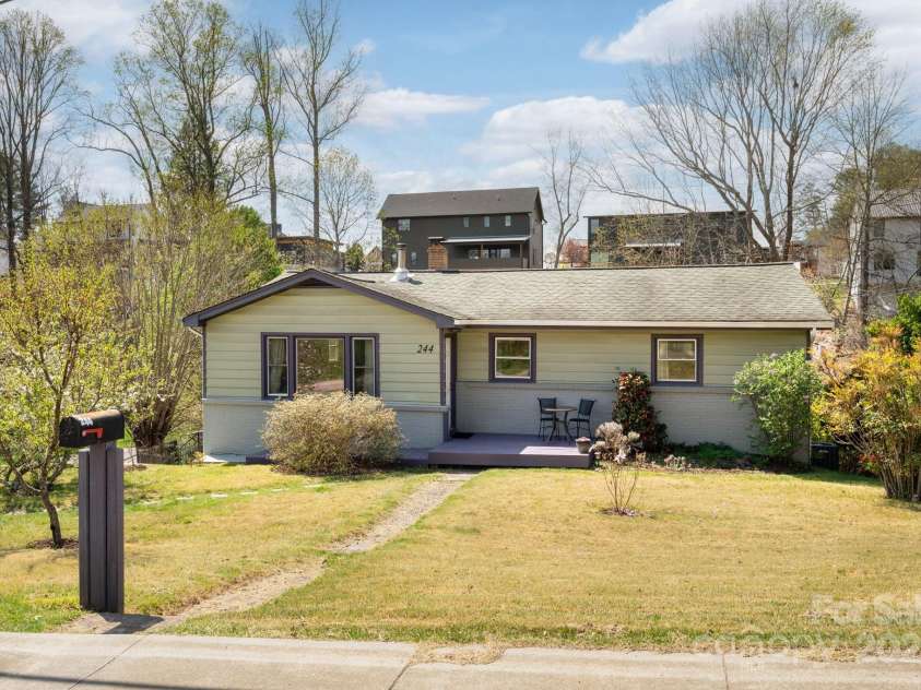 244 Bear Creek Road, Asheville, NC 28806.  MLS# CAR4243521, YatesRealty ID 7055. Spacious West Asheville Home