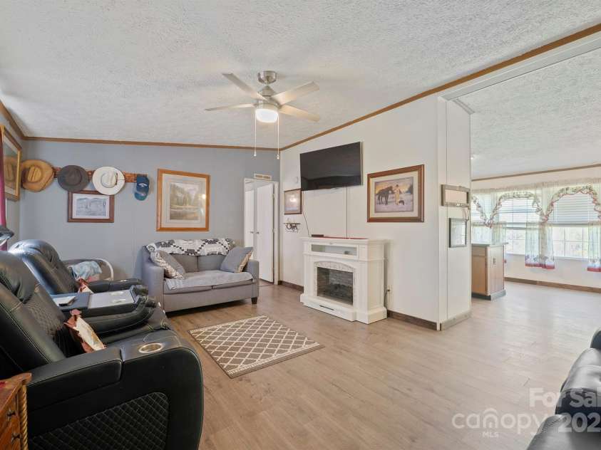 6282 Lor Road, Morganton, NC 28655.  MLS# CAR4247817, YatesRealty ID 7057. 