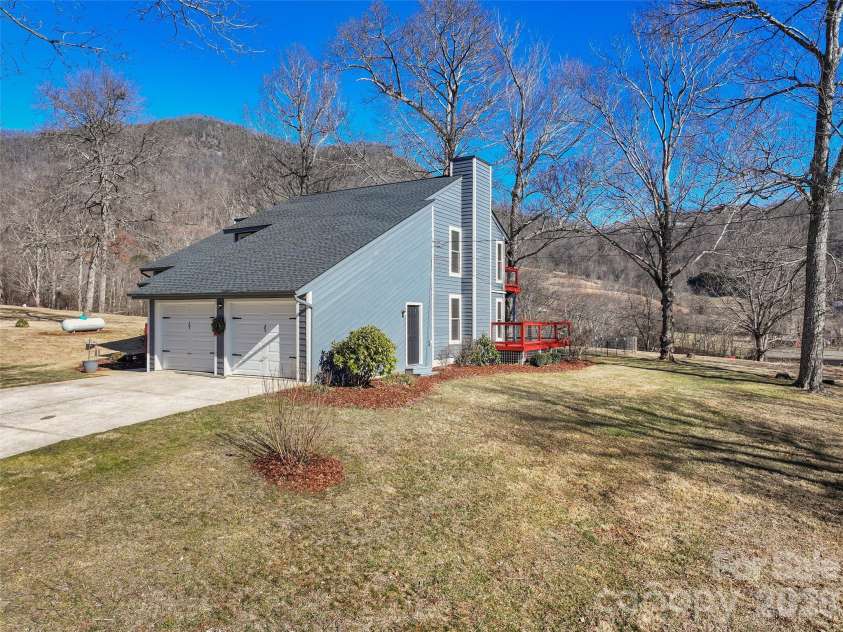 1672 Worley Cove Road, Canton, NC 28716.  MLS# CAR4342184, YatesRealty ID 7059. 