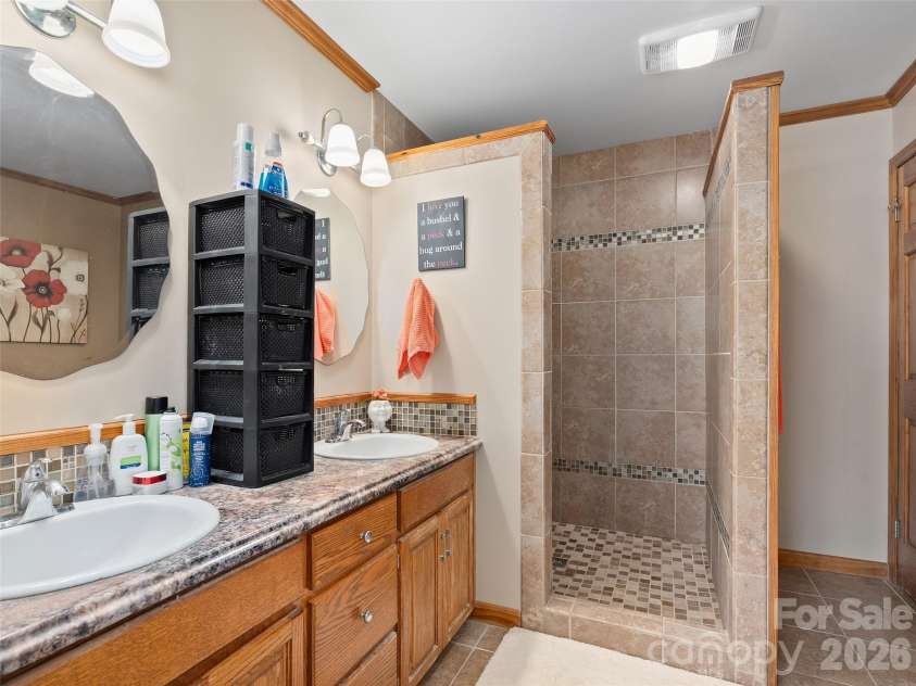 1672 Worley Cove Road, Canton, NC 28716.  MLS# CAR4342184, YatesRealty ID 7059. 