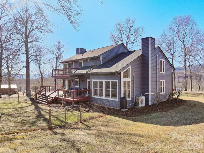 1672 Worley Cove Road, Canton, NC 28716.  MLS# CAR4342184, YatesRealty ID 7059. 