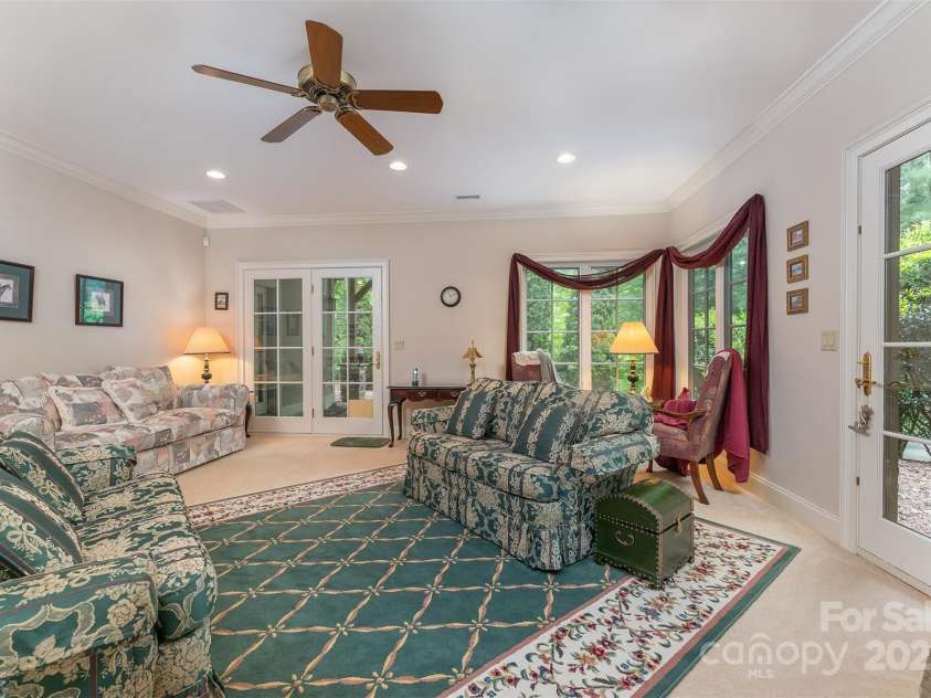 168 Chattooga Run, Hendersonville, NC 28739.  MLS# CAR4250934, YatesRealty ID 706. 