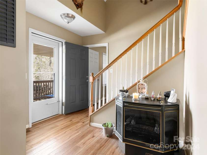 315 Garren Creek Road, Brevard, NC 28712.  MLS# CAR4106629, YatesRealty ID 706. 
