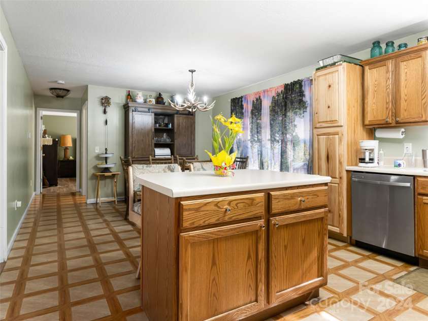 315 Garren Creek Road, Brevard, NC 28712.  MLS# CAR4106629, YatesRealty ID 706. 