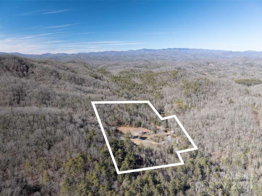 315 Garren Creek Road, Brevard, NC 28712.  MLS# CAR4106629, YatesRealty ID 706. 