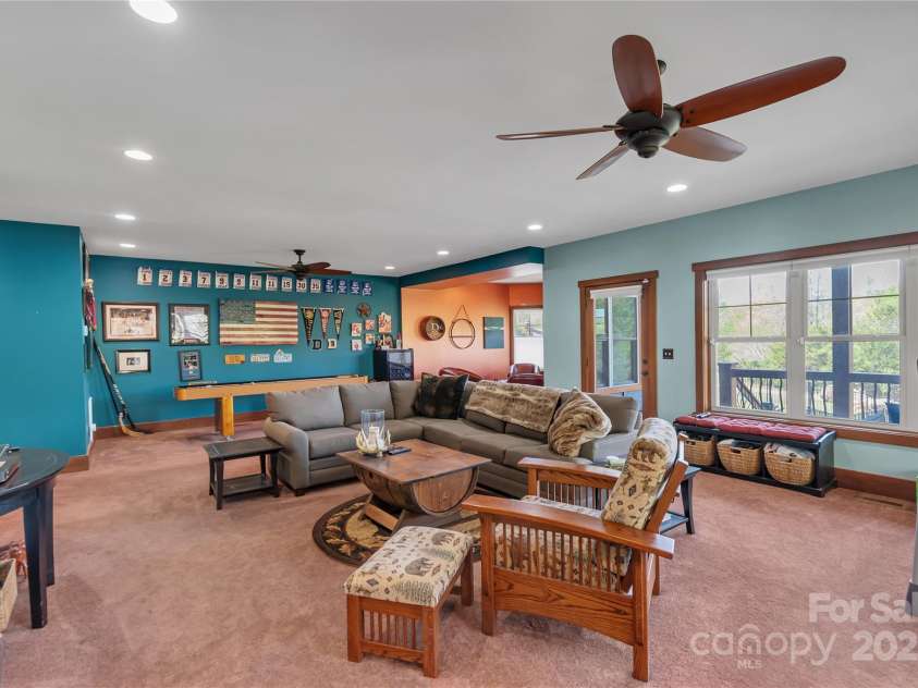 334 Willow Top Lane, Lake Lure, NC 28746.  MLS# CAR4247503, YatesRealty ID 7060. 