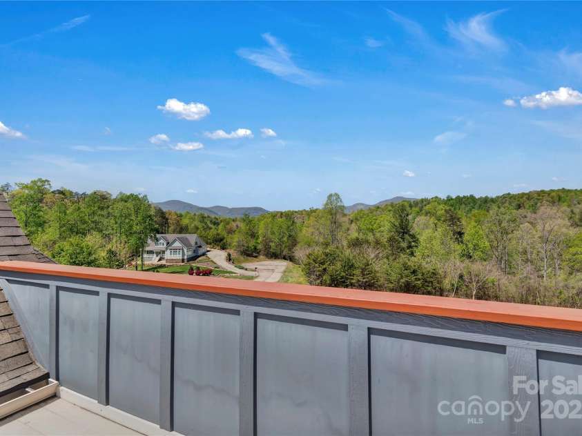 334 Willow Top Lane, Lake Lure, NC 28746.  MLS# CAR4247503, YatesRealty ID 7060. 