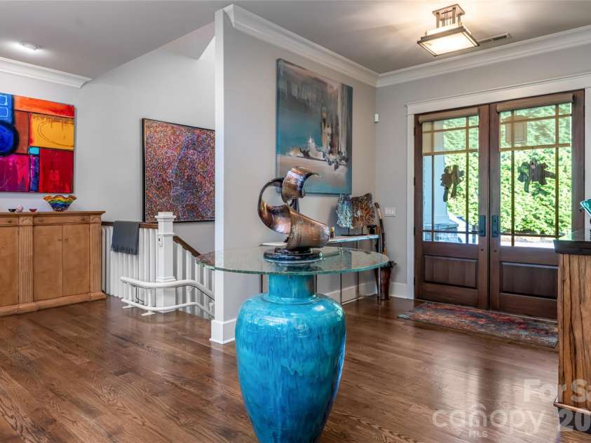86 Brookline Drive, Asheville, NC 28803.  MLS# CAR4308980, YatesRealty ID 7062. 