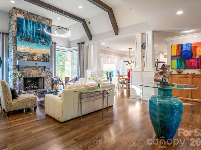 86 Brookline Drive, Asheville, NC 28803.  MLS# CAR4308980, YatesRealty ID 7062. 