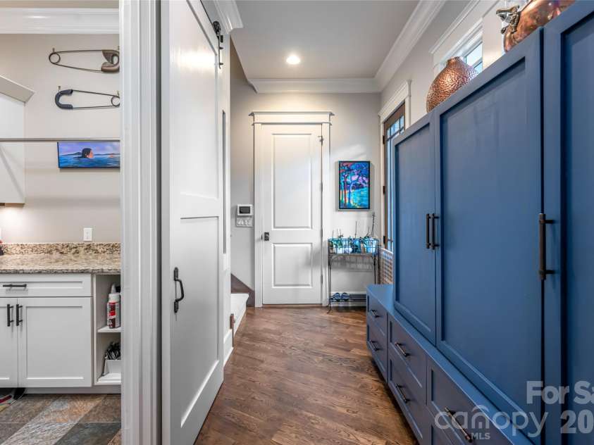 86 Brookline Drive, Asheville, NC 28803.  MLS# CAR4308980, YatesRealty ID 7062. 