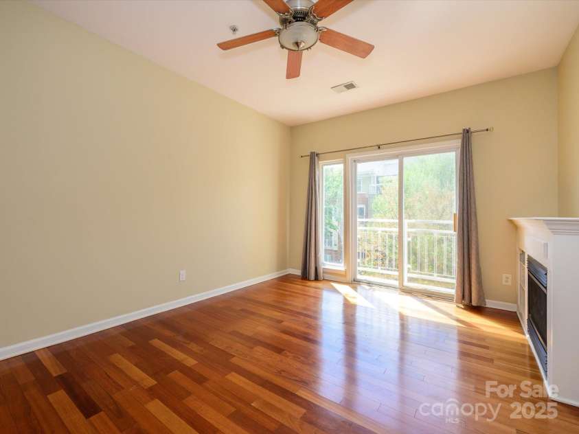 535 Donatello Avenue, Charlotte, NC 28205.  MLS# CAR4241924, YatesRealty ID 7063. 