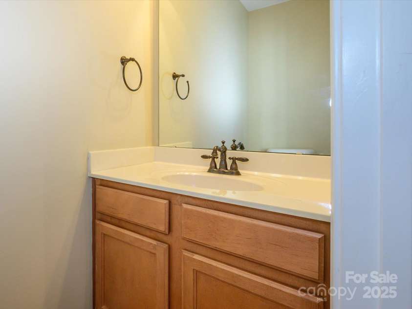 535 Donatello Avenue, Charlotte, NC 28205.  MLS# CAR4241924, YatesRealty ID 7063. 