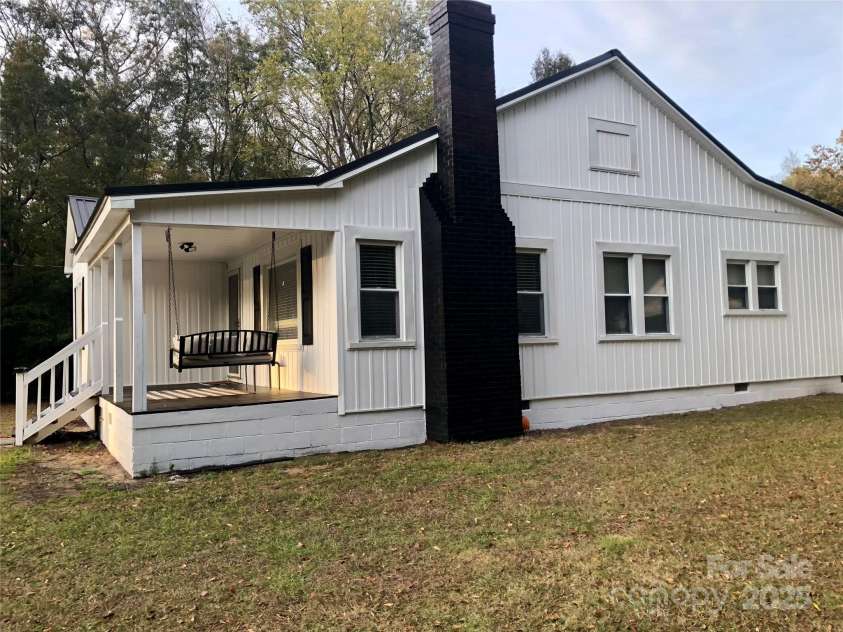406 Blackmon Street, Bethune, SC 29009.  MLS# CAR4199256, YatesRealty ID 7065. 