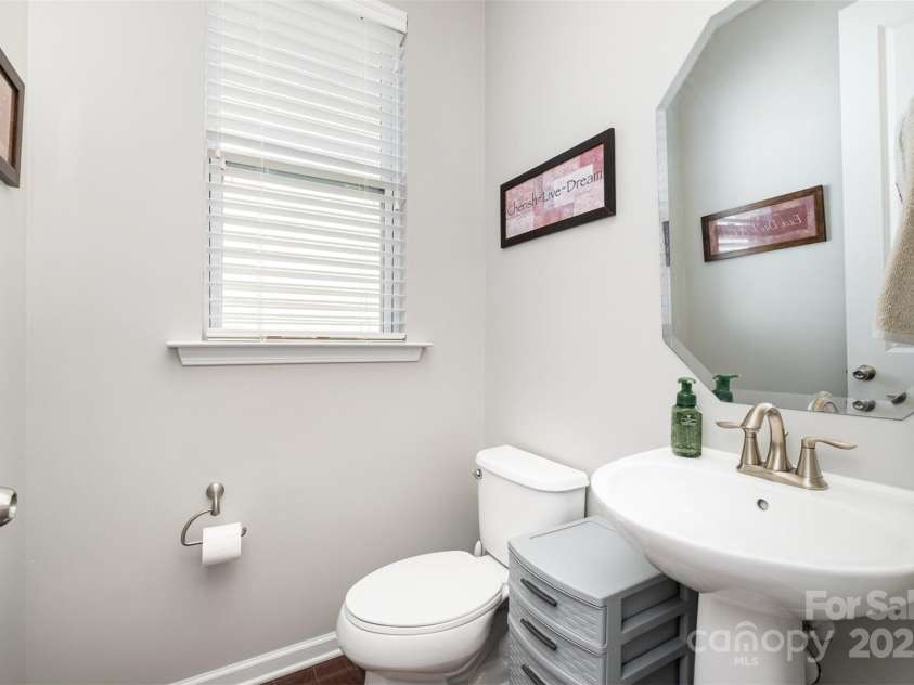 190 Silverspring Place, Mooresville, NC 28117.  MLS# CAR4243695, YatesRealty ID 7067. 
