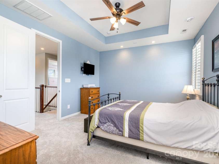 190 Silverspring Place, Mooresville, NC 28117.  MLS# CAR4243695, YatesRealty ID 7067. 