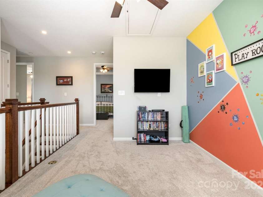 190 Silverspring Place, Mooresville, NC 28117.  MLS# CAR4243695, YatesRealty ID 7067. 