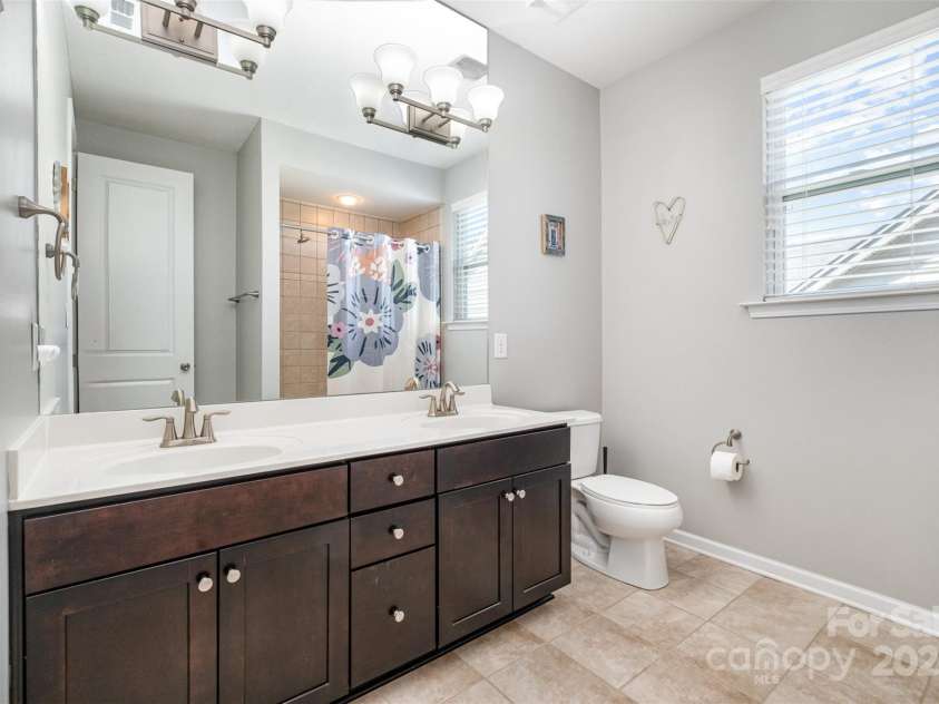190 Silverspring Place, Mooresville, NC 28117.  MLS# CAR4243695, YatesRealty ID 7067. 