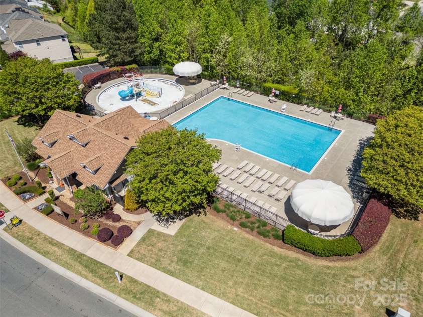 190 Silverspring Place, Mooresville, NC 28117.  MLS# CAR4243695, YatesRealty ID 7067. 