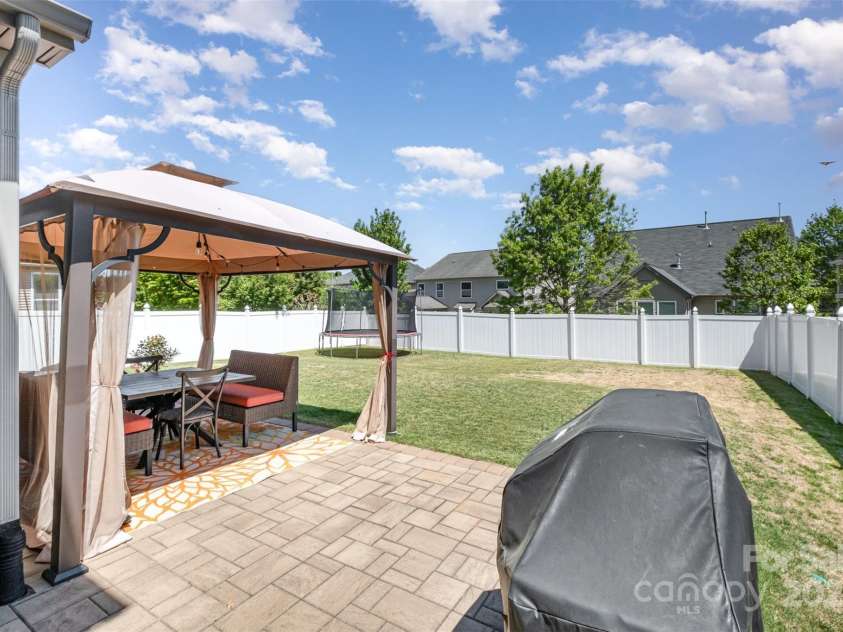 190 Silverspring Place, Mooresville, NC 28117.  MLS# CAR4243695, YatesRealty ID 7067. 