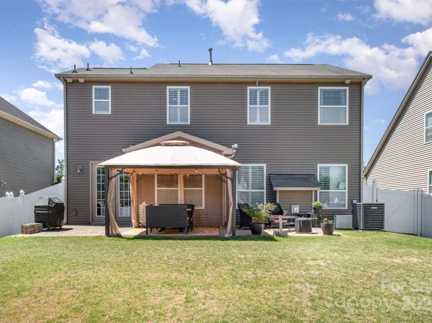 190 Silverspring Place, Mooresville, NC 28117.  MLS# CAR4243695, YatesRealty ID 7067. 
