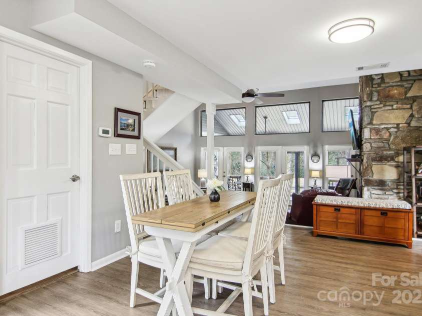 441 Mountains Boulevard, Lake Lure, NC 28746.  MLS# CAR4238819, YatesRealty ID 7068. Dining