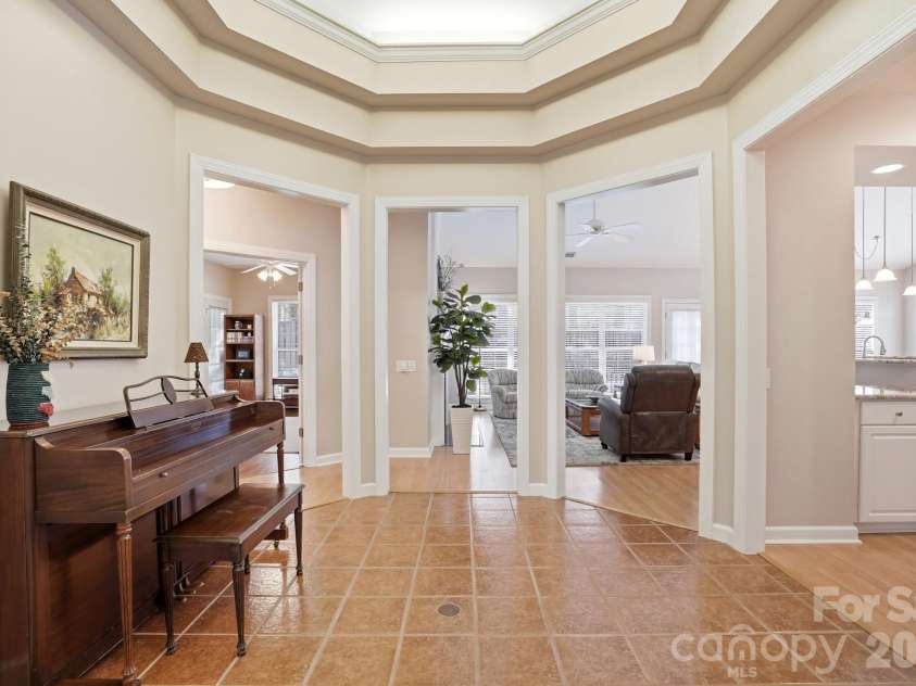 5906 Vireo Court, Charlotte, NC 28269.  MLS# CAR4340513, YatesRealty ID 7068. 