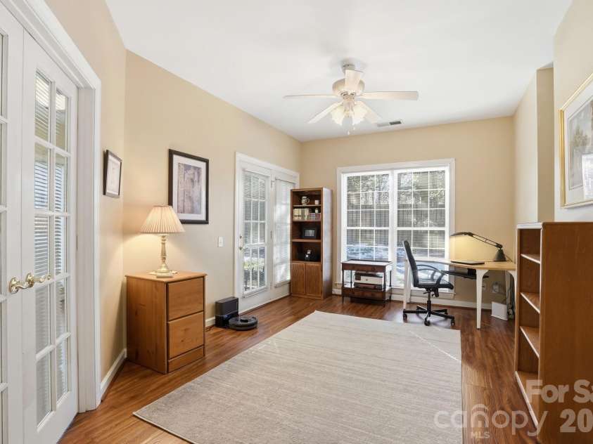 5906 Vireo Court, Charlotte, NC 28269.  MLS# CAR4340513, YatesRealty ID 7068. 