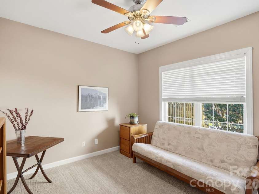 5906 Vireo Court, Charlotte, NC 28269.  MLS# CAR4340513, YatesRealty ID 7068. 