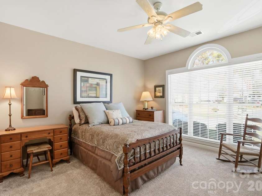 5906 Vireo Court, Charlotte, NC 28269.  MLS# CAR4340513, YatesRealty ID 7068. 