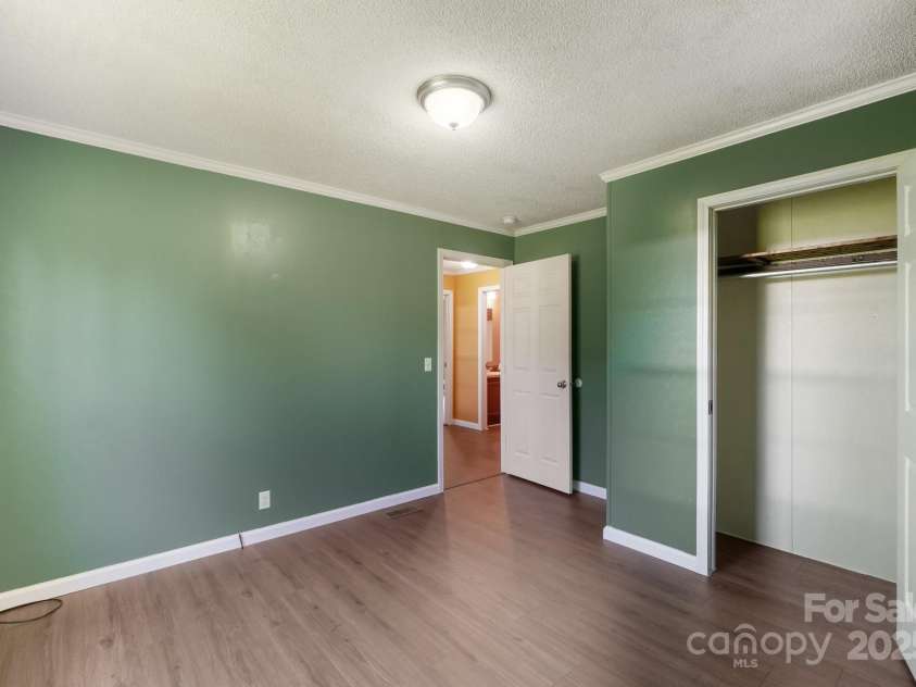 1069 Heather Glen Drive, Catawba, NC 28609.  MLS# CAR4273544, YatesRealty ID 7071. 