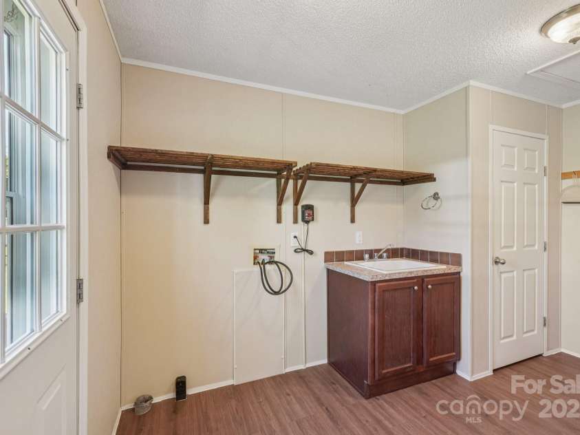 1069 Heather Glen Drive, Catawba, NC 28609.  MLS# CAR4273544, YatesRealty ID 7071. 