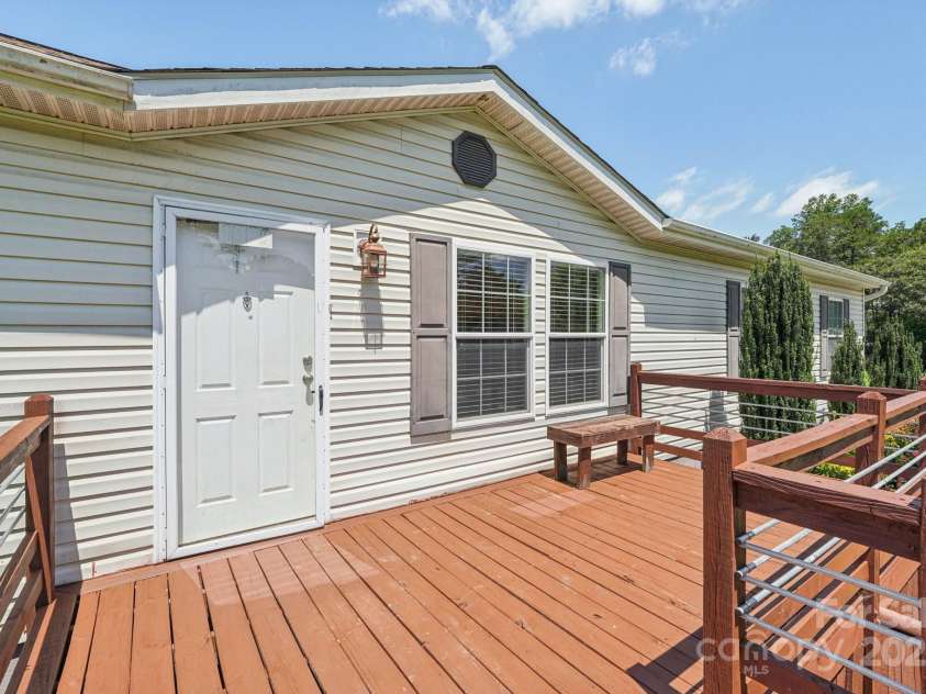 1069 Heather Glen Drive, Catawba, NC 28609.  MLS# CAR4273544, YatesRealty ID 7071. 