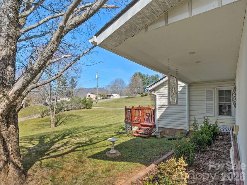 19 Mingus Street, Canton, NC 28716.  MLS# CAR4362294, YatesRealty ID 7074. 