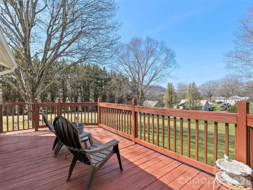 19 Mingus Street, Canton, NC 28716.  MLS# CAR4362294, YatesRealty ID 7074. 