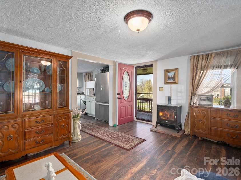 19 Mingus Street, Canton, NC 28716.  MLS# CAR4362294, YatesRealty ID 7074. 