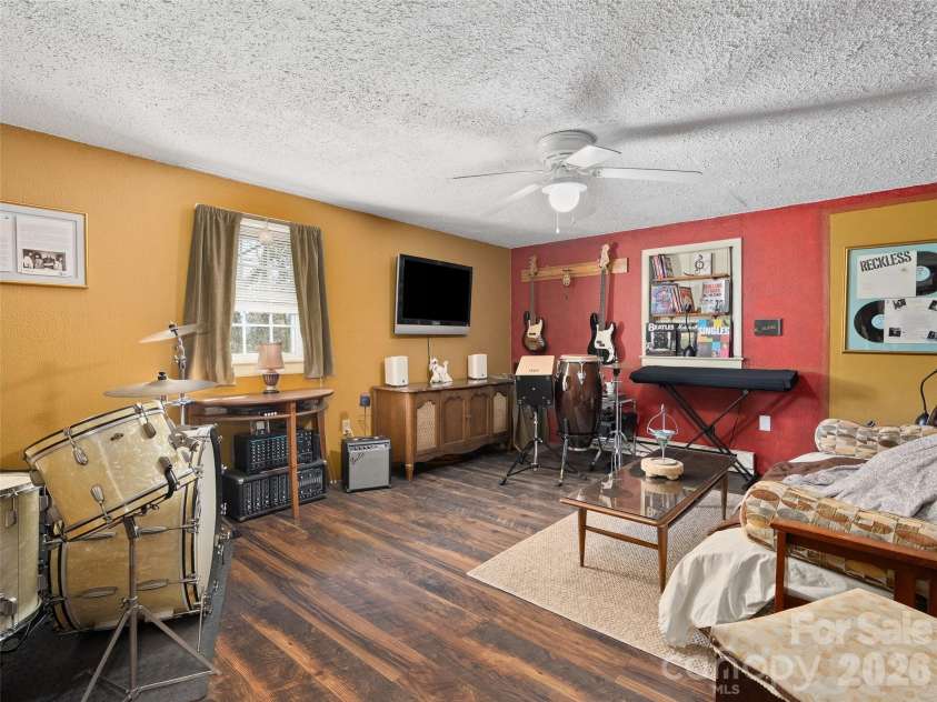 19 Mingus Street, Canton, NC 28716.  MLS# CAR4362294, YatesRealty ID 7074. 
