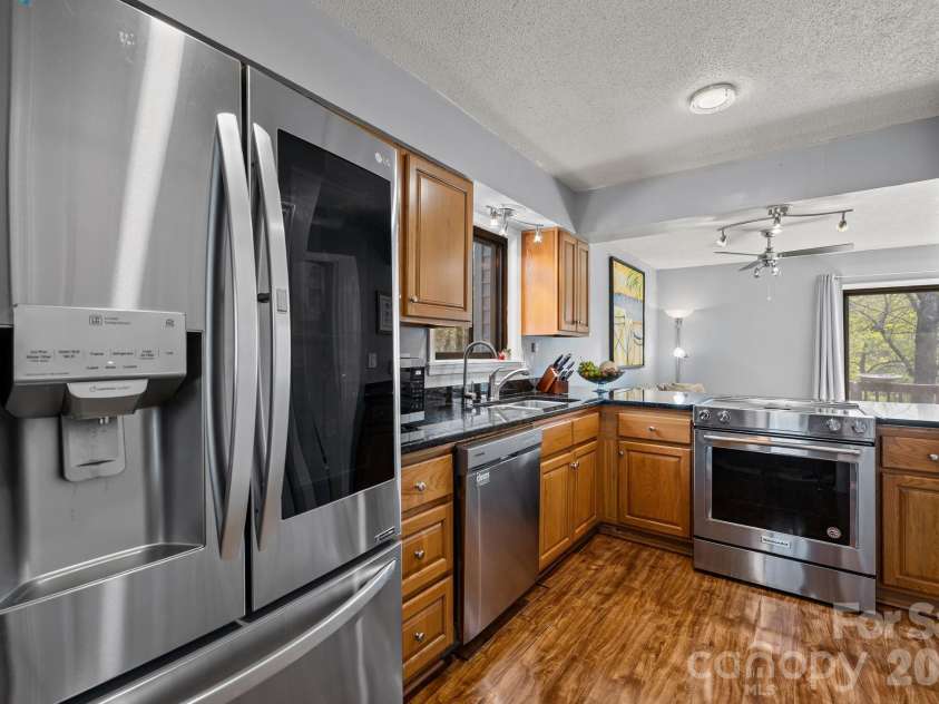 9067 Tulagi Court, Fort Mill, SC 29708.  MLS# CAR4413890, YatesRealty ID 7075. 