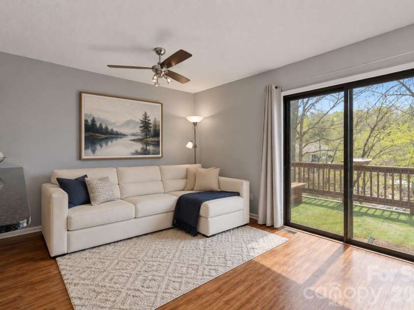 9067 Tulagi Court, Fort Mill, SC 29708.  MLS# CAR4413890, YatesRealty ID 7075. 