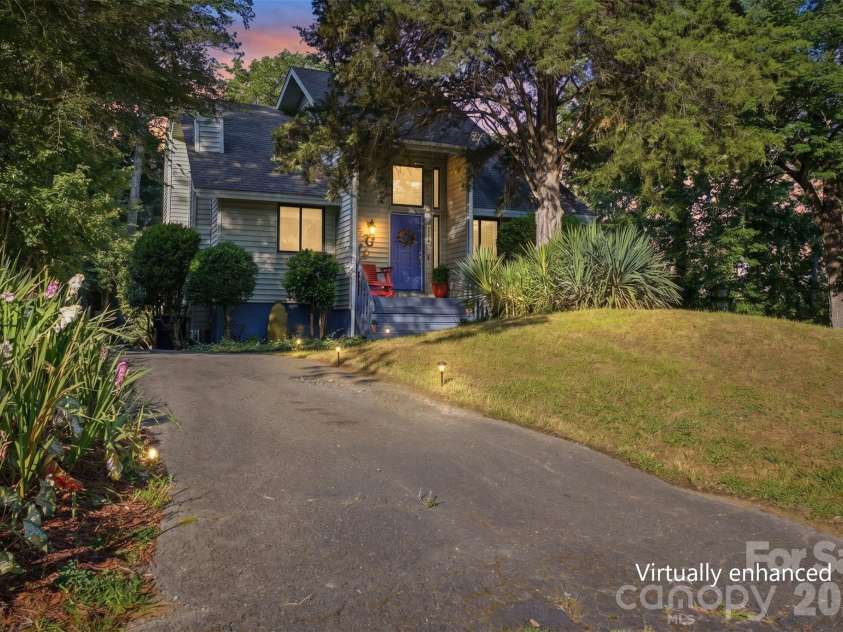9067 Tulagi Court, Fort Mill, SC 29708.  MLS# CAR4413890, YatesRealty ID 7075. 