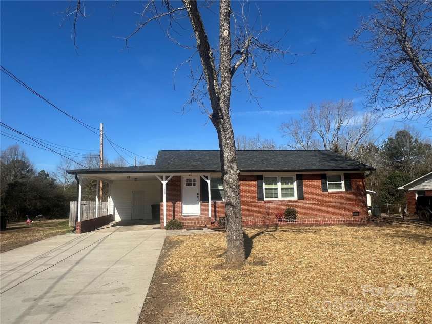 1907 Steele Street, Monroe, NC 28110.  MLS# CAR4207536, YatesRealty ID 7076. 