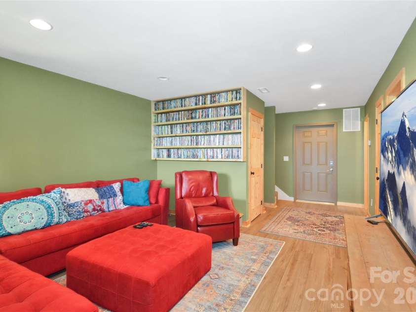 6365 Julius Drive, Newland, NC 28657.  MLS# CAR4390628, YatesRealty ID 7077. 