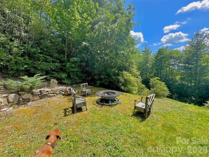 6365 Julius Drive, Newland, NC 28657.  MLS# CAR4390628, YatesRealty ID 7077. 