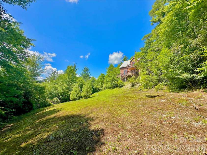 6365 Julius Drive, Newland, NC 28657.  MLS# CAR4390628, YatesRealty ID 7077. 