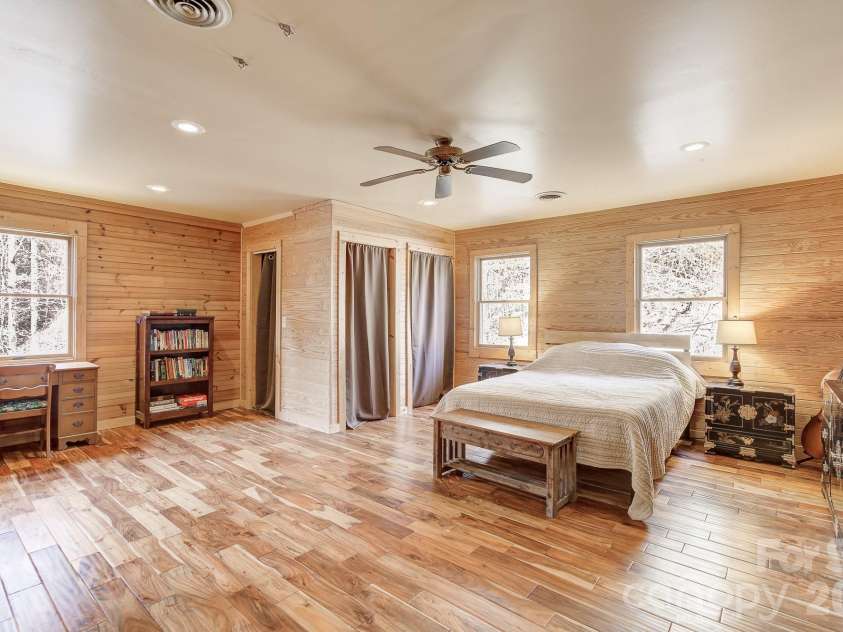 92 Arrowood Road, Weaverville, NC 28787.  MLS# CAR4353332, YatesRealty ID 7078. 
