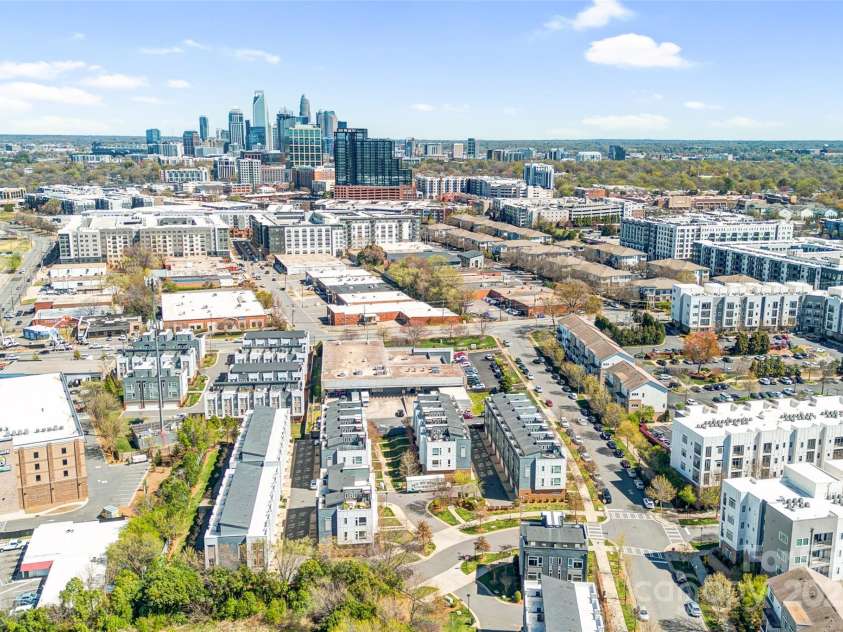 111 Poindexter Drive, Charlotte, NC 28203.  MLS# CAR4233438, YatesRealty ID 7079. 